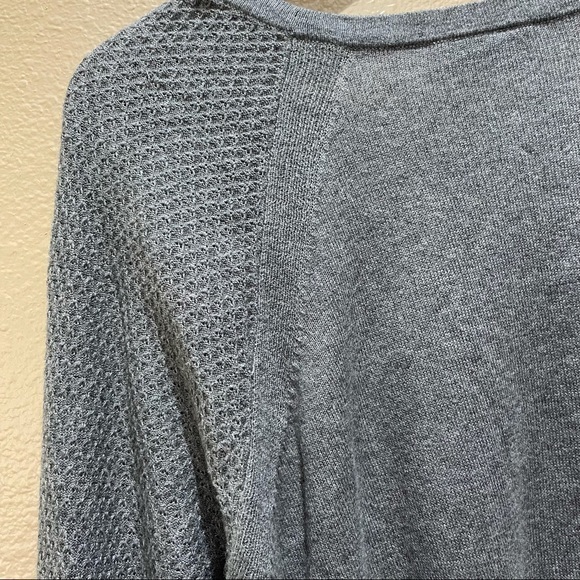 Loft Grey Crewneck Sweater Size L - Picture 3 of 6